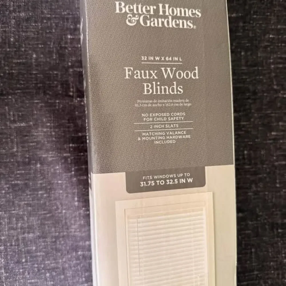 Better Homes and Garden White Faux Wood Blinds 31.